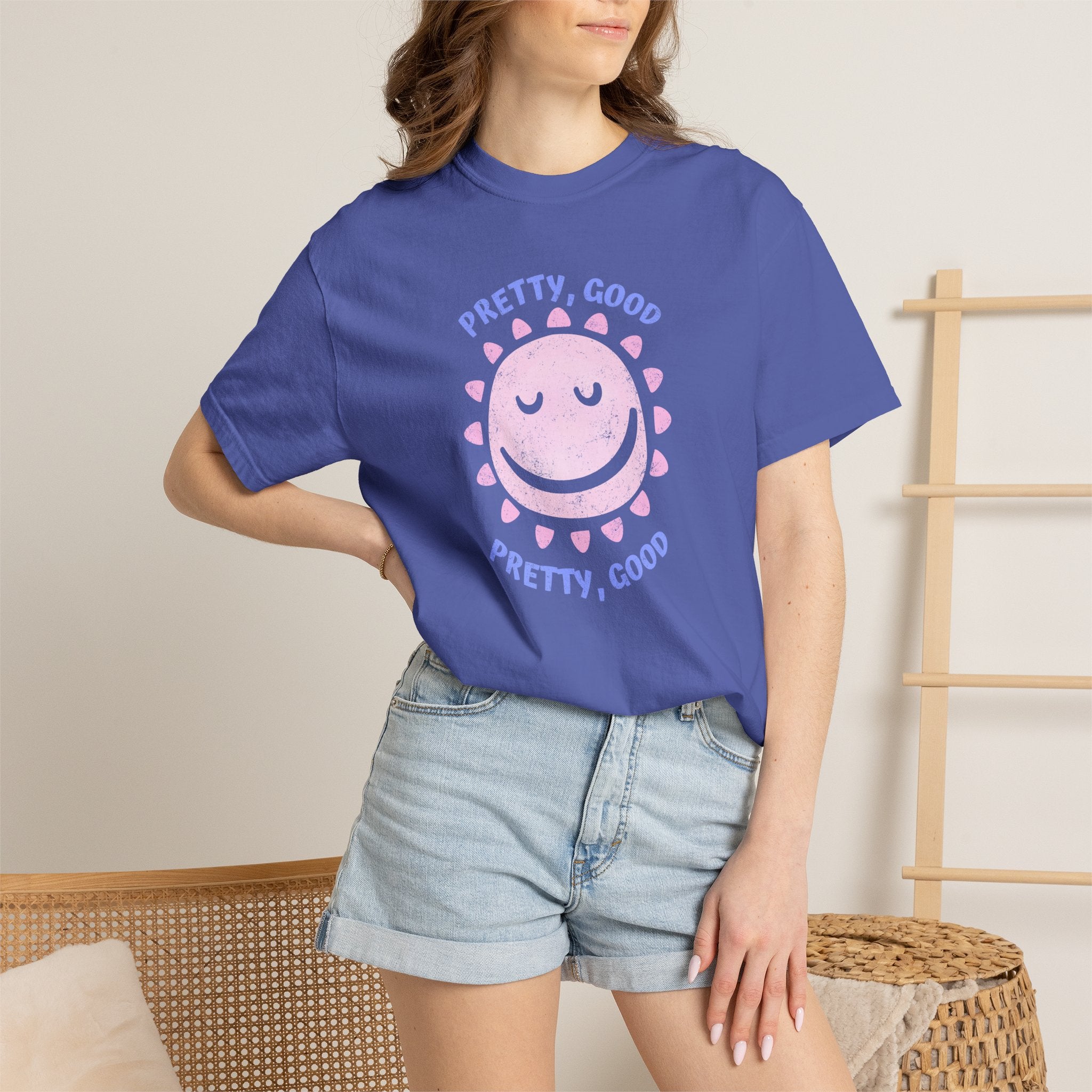 Pretty, Good smiley Sun Graphic T-Shirt summer vibes tee