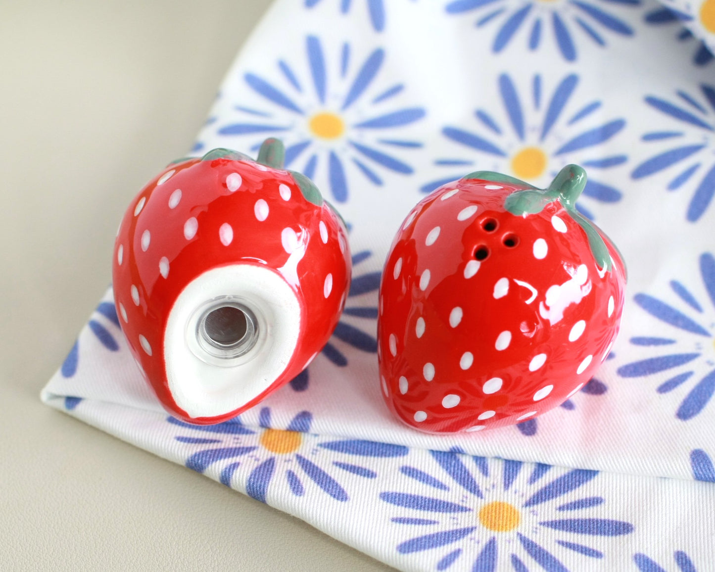 Strawberry Salt and Pepper shaker set