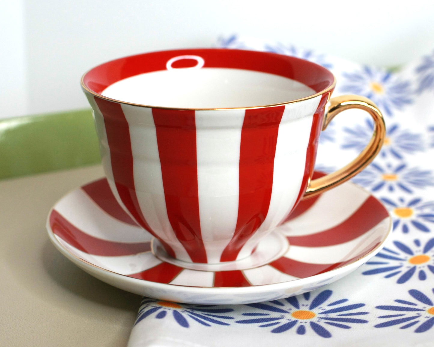 Red and white Stripe Porcelain Cup and Saucer - 10 oz